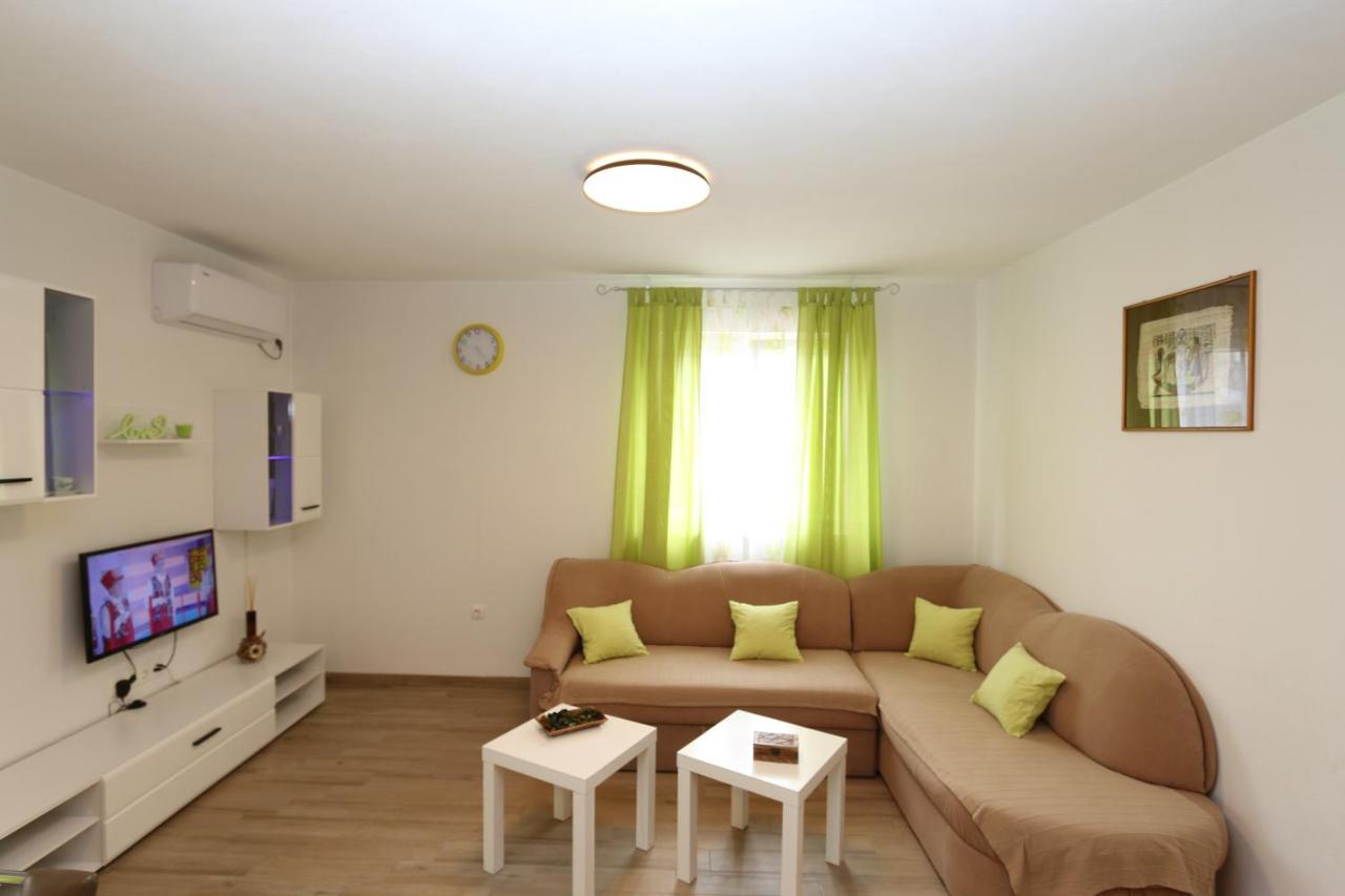 Apartments Mirjana Silo  Ngoại thất bức ảnh